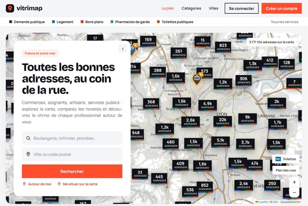 La page d'accueil de Vitrimap : une grande carte de Lyon avec les adresses regroupées par quartier, et le panneau de recherche « Toutes les bonnes adresses, au